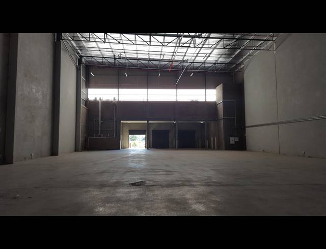 1,436M² WAREHOUSE TO LET IN BRACKENFELL CENTRAL